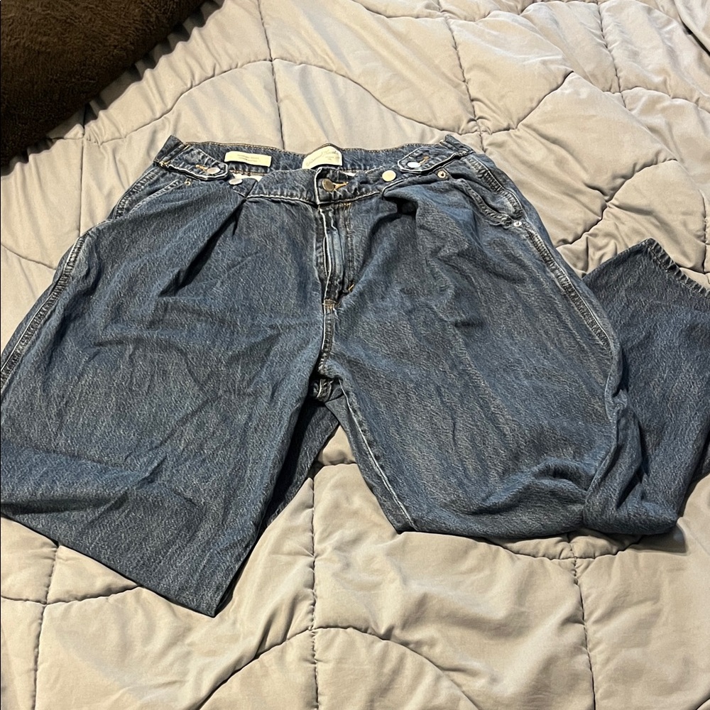 Trouser style Universal Thread wide leg  Blue Denim Jeans size 10